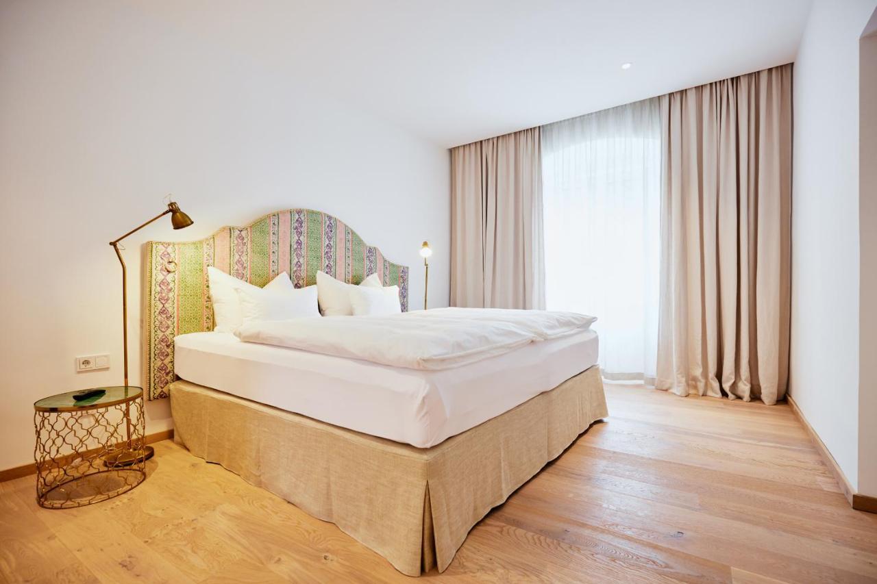 Boutiquehotel Zum Goldenen Hirschen Gmunden Luaran gambar
