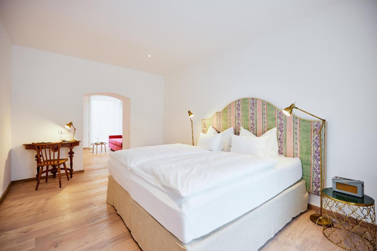 Boutiquehotel Zum Goldenen Hirschen Gmunden Luaran gambar