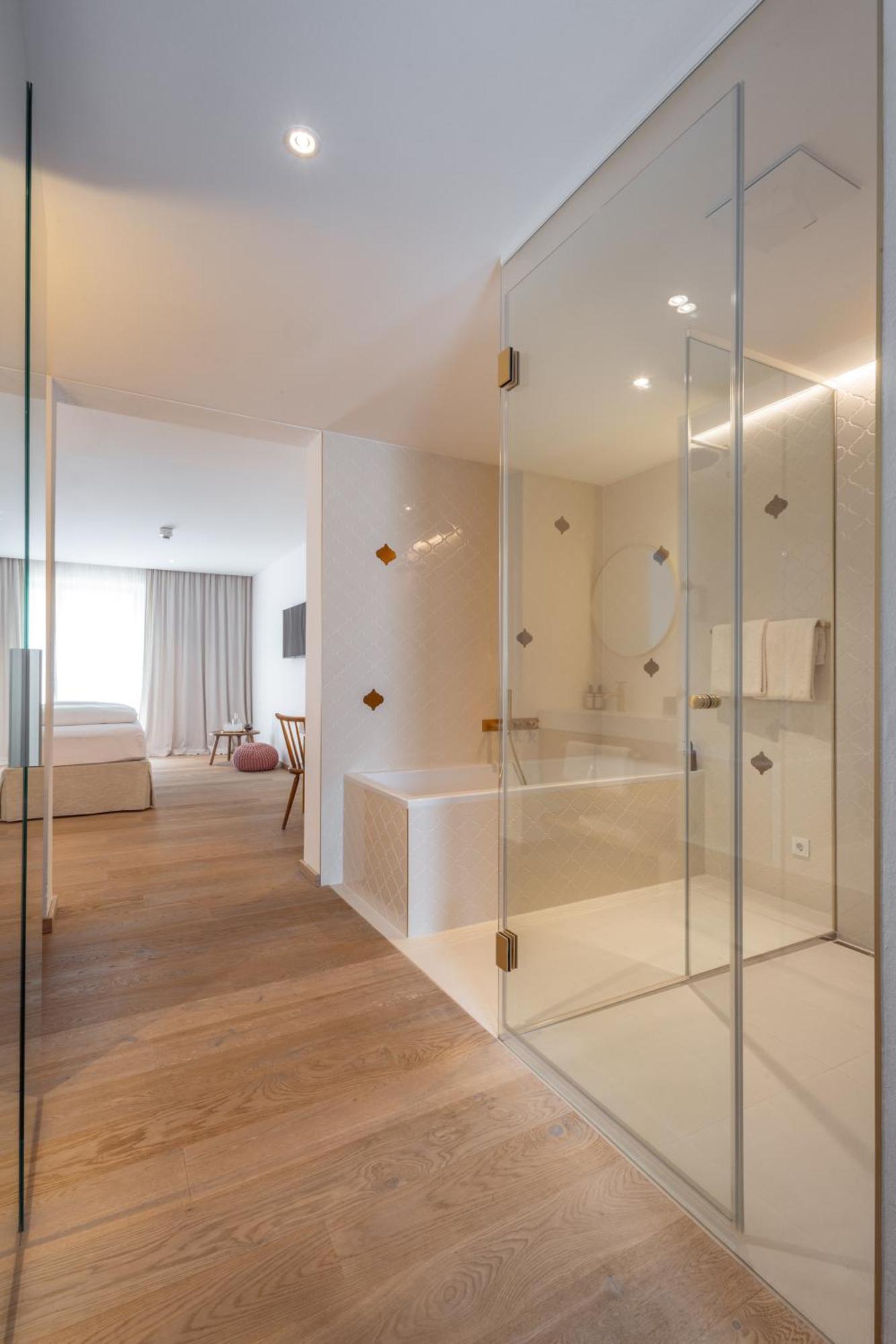 Boutiquehotel Zum Goldenen Hirschen Gmunden Luaran gambar