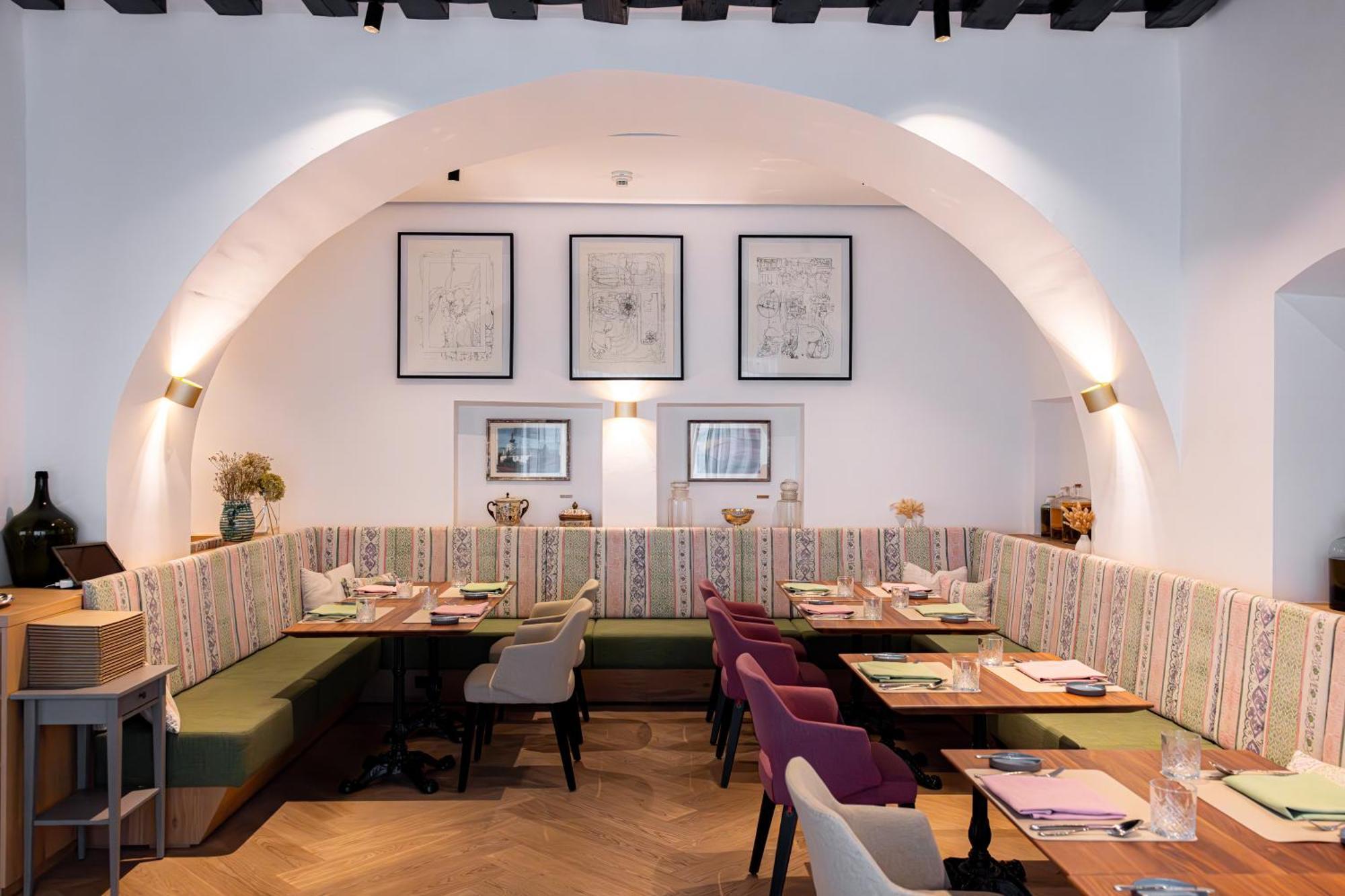 Boutiquehotel Zum Goldenen Hirschen Gmunden Luaran gambar
